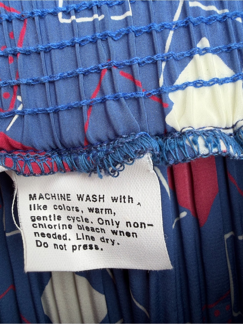 Country Sophisticates by Pendleton Blue Pleated Midi Skirt with Geometric Print - Picture 7 of 8